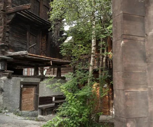 Emanuel By Interhome